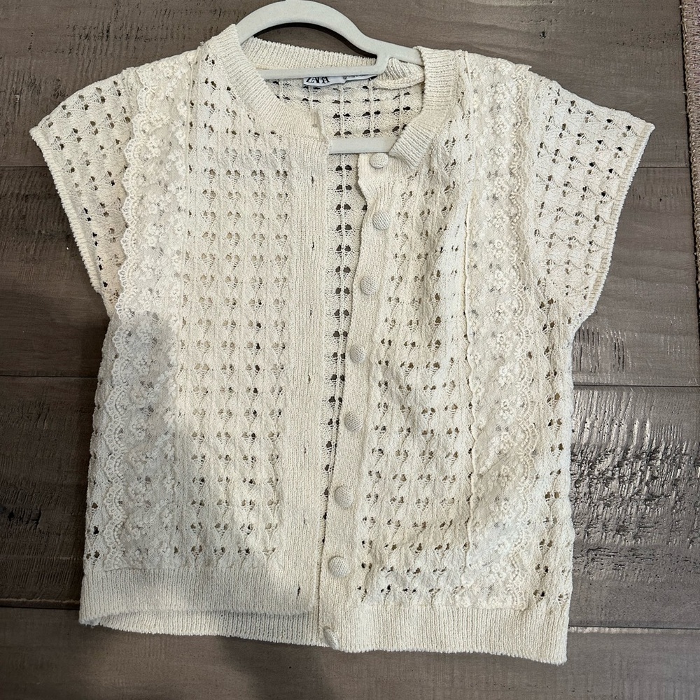 Zara Open Knit Short Sleeved Sweater